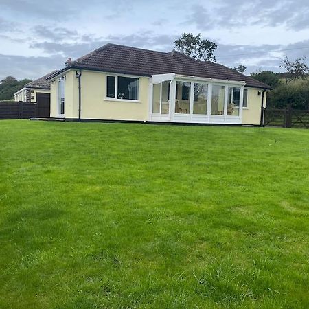 Bungalow In Pillaton Saltash Esterno foto
