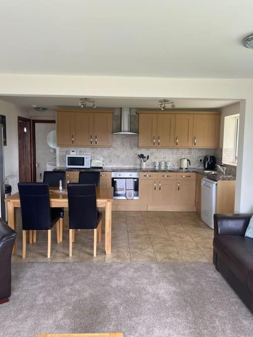 Bungalow In Pillaton Saltash Esterno foto