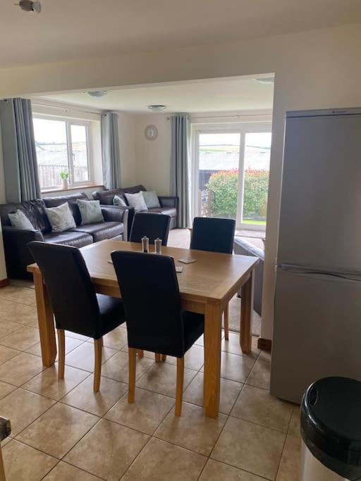 Bungalow In Pillaton Saltash Esterno foto